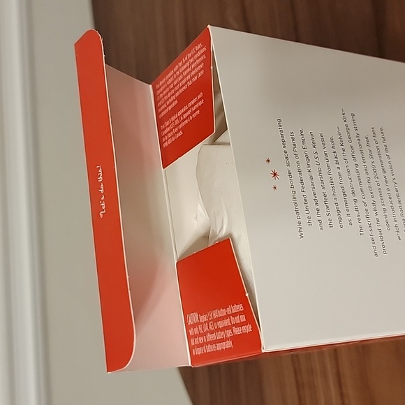 Hallmark Keepsake Ornament Star Trek U.S.S. Kelvin 2013 Magic Light - Picture 13 of 14